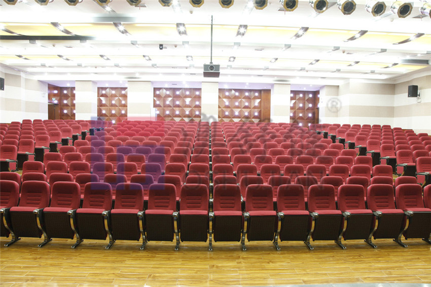 武汉市东湖中学(图1)